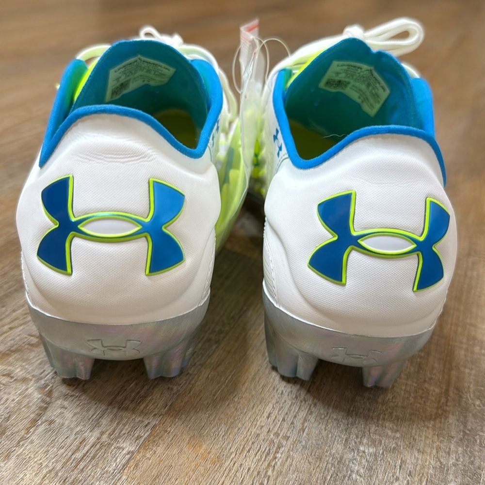 New Under Armour Women's Magnetico Elite 3 FG Soccer Cleats Size 8 - Picture 7 of 9
